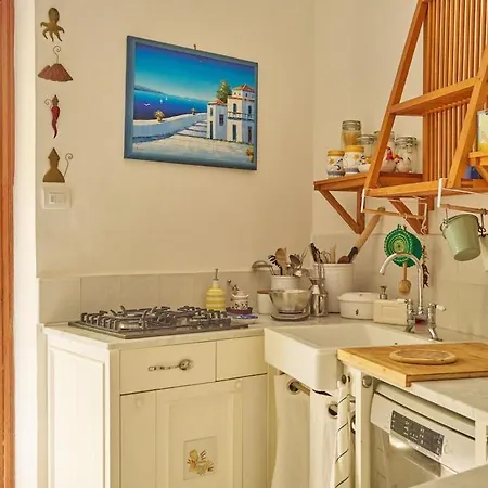D'apuzzo Nel Cuore Di Nyaraló Positano